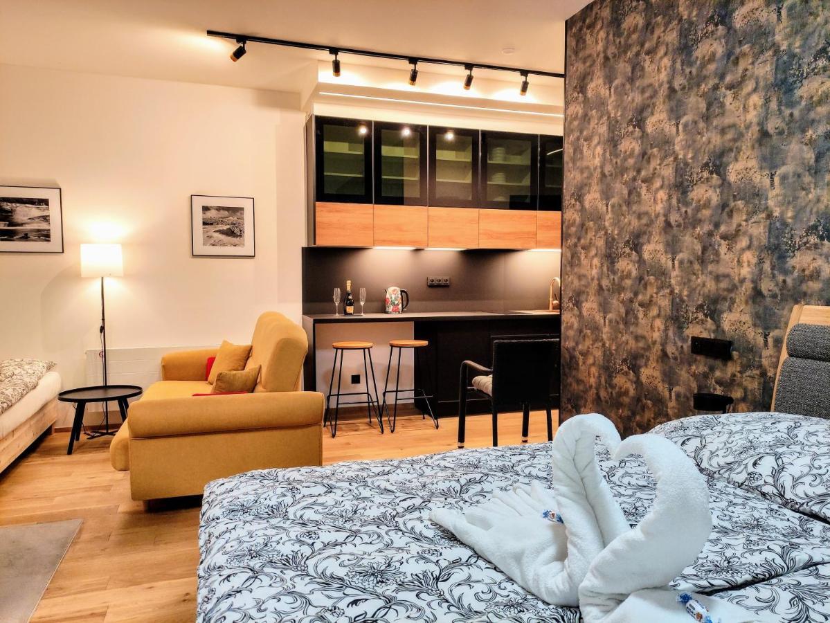 Grand Spa Harrachov - Wellness Luxusni Apartman S Velkou Virivkou, Saunou, Kuchyni A Venkovnim Posezenim V Centru Harrachova 外观 照片