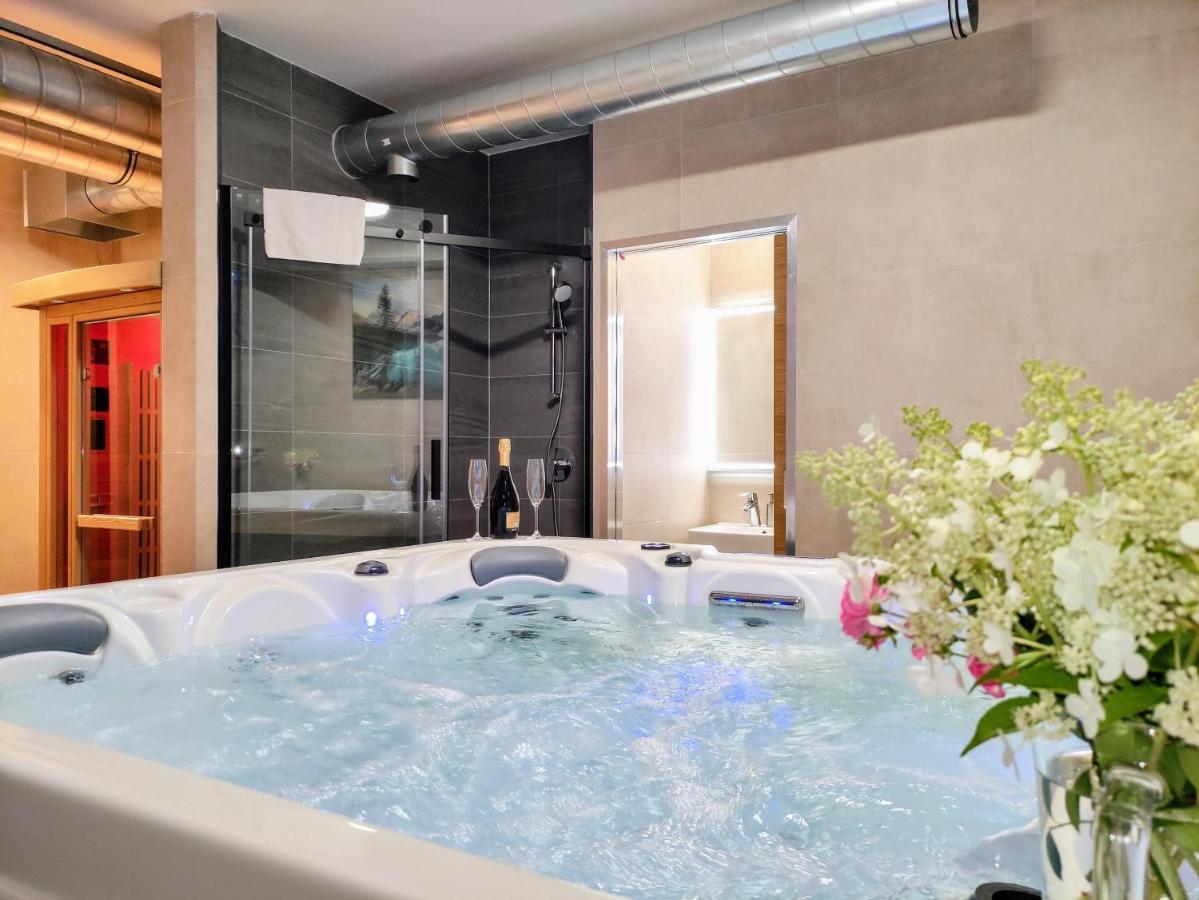 Grand Spa Harrachov - Wellness Luxusni Apartman S Velkou Virivkou, Saunou, Kuchyni A Venkovnim Posezenim V Centru Harrachova 外观 照片