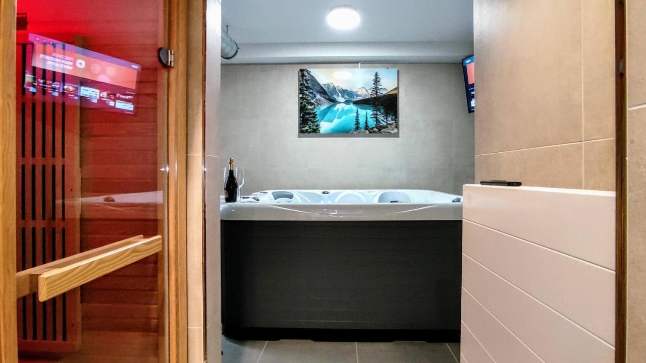 Grand Spa Harrachov - Wellness Luxusni Apartman S Velkou Virivkou, Saunou, Kuchyni A Venkovnim Posezenim V Centru Harrachova 外观 照片